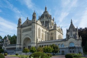 que faire a lisieux basilique sainte therese